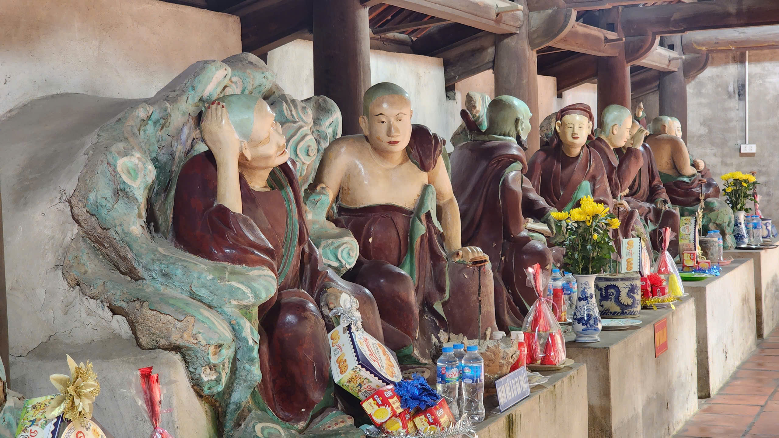 Kh&aacute;m ph&aacute; ng&ocirc;i ch&ugrave;a cổ nhất Việt Nam xuất hiện trong MV "Bắc Bling" của H&ograve;a Minzy- Ảnh 23.