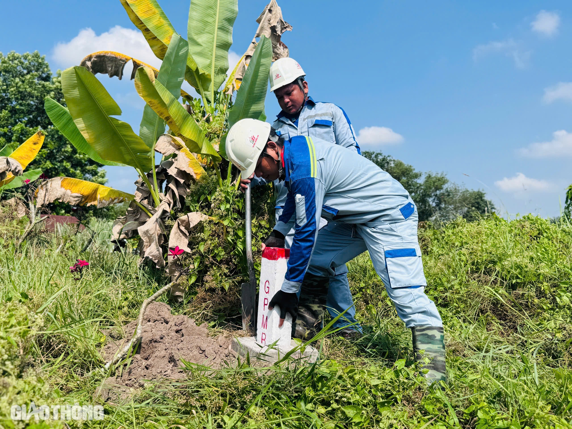 Ho&agrave;n th&agrave;nh cắm 3.029 cọc mốc GPMB cao tốc TP.HCM - Mộc B&agrave;i trong th&aacute;ng 3/2025- Ảnh 5.