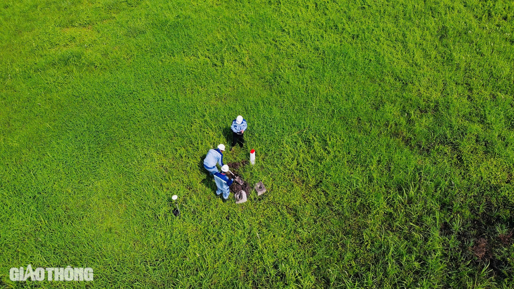 Ho&agrave;n th&agrave;nh cắm 3.029 cọc mốc GPMB cao tốc TP.HCM - Mộc B&agrave;i trong th&aacute;ng 3/2025- Ảnh 7.