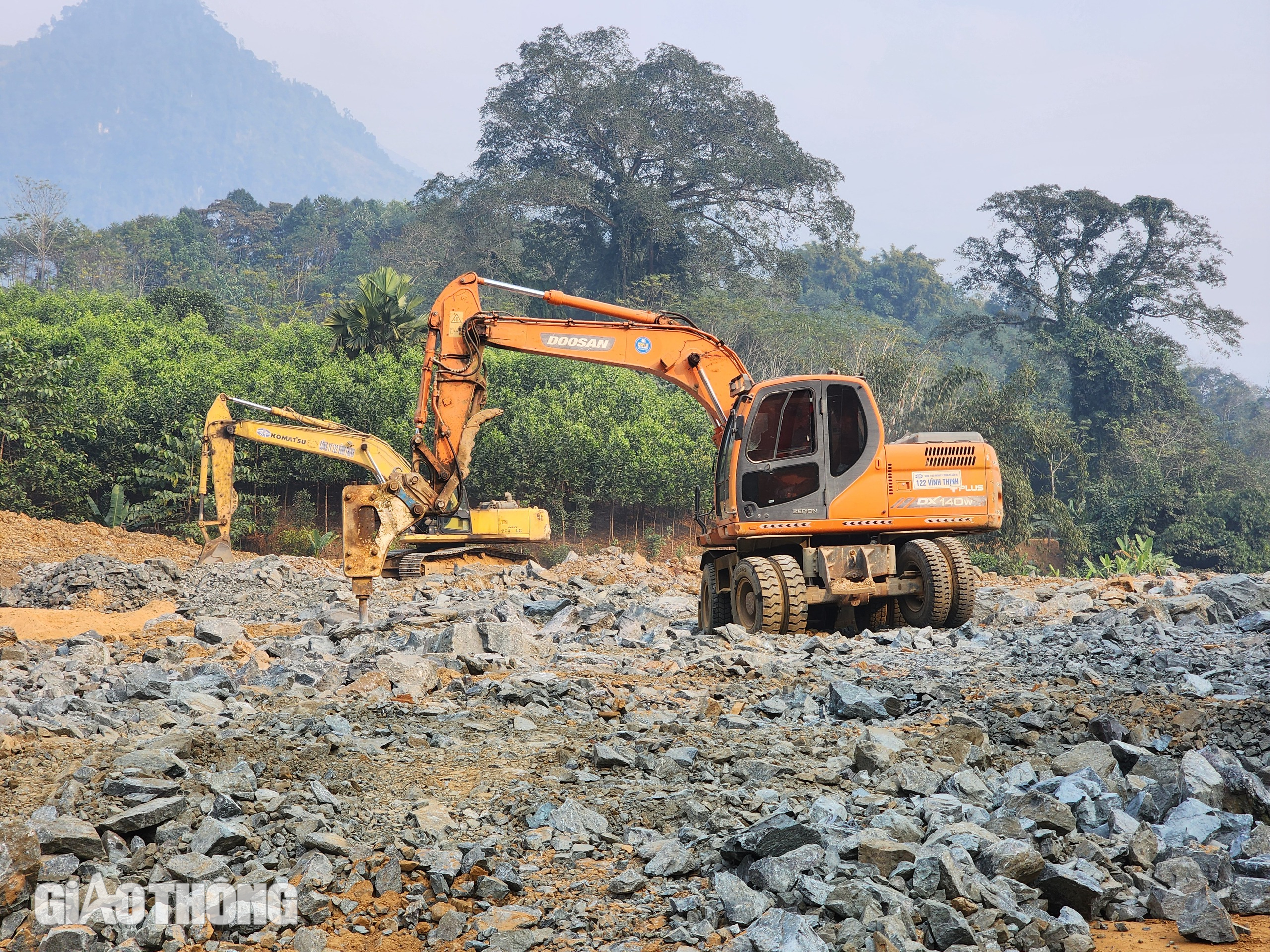 Tiến độ thi c&ocirc;ng cao tốc qua tỉnh Tuy&ecirc;n Quang hiện ra sao?- Ảnh 8.