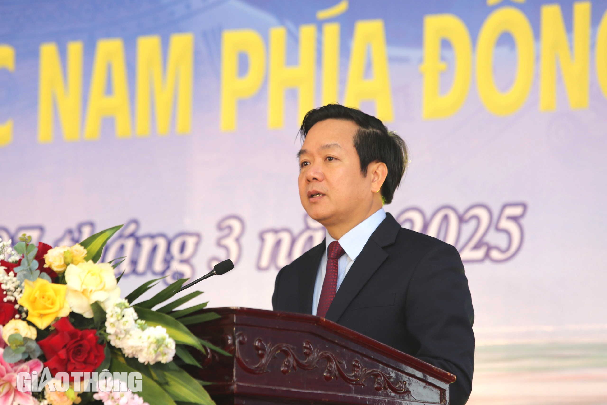 Bộ trưởng X&acirc;y dựng: Mở rộng cao tốc Cao Bồ - Mai Sơn đ&aacute;p ứng nhu cầu vận tải- Ảnh 5.