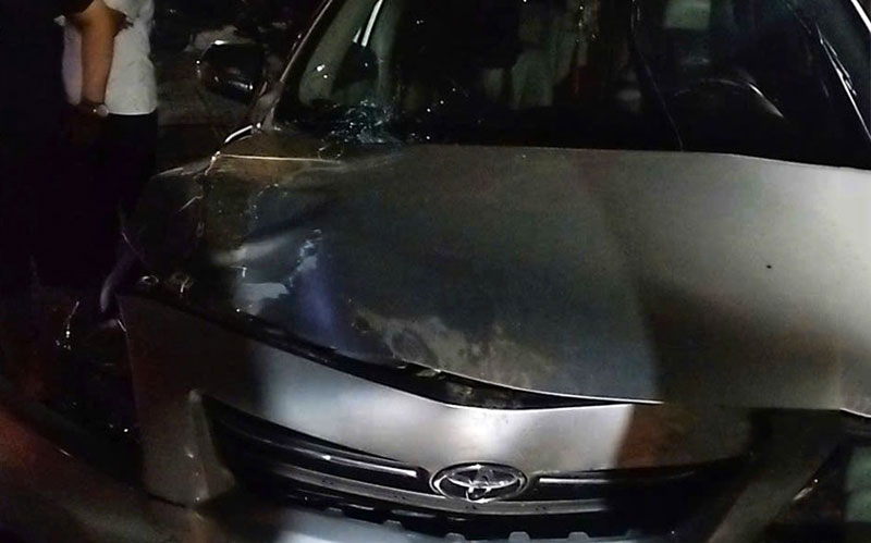 Chiếc ô tô hư hỏng sau vụ tai nạn - Ảnh: BHT. Chiếc ô tô hư hỏng sau vụ tai nạn - Ảnh: BHT.