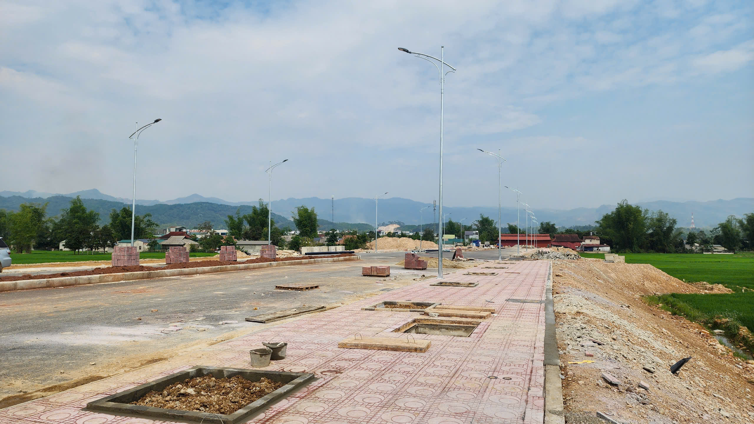 Dự &aacute;n giao th&ocirc;ng lớn nhất Điện Bi&ecirc;n tăng tốc thi c&ocirc;ng, nỗ lực c&aacute;n đ&iacute;ch trước 30/6- Ảnh 1.