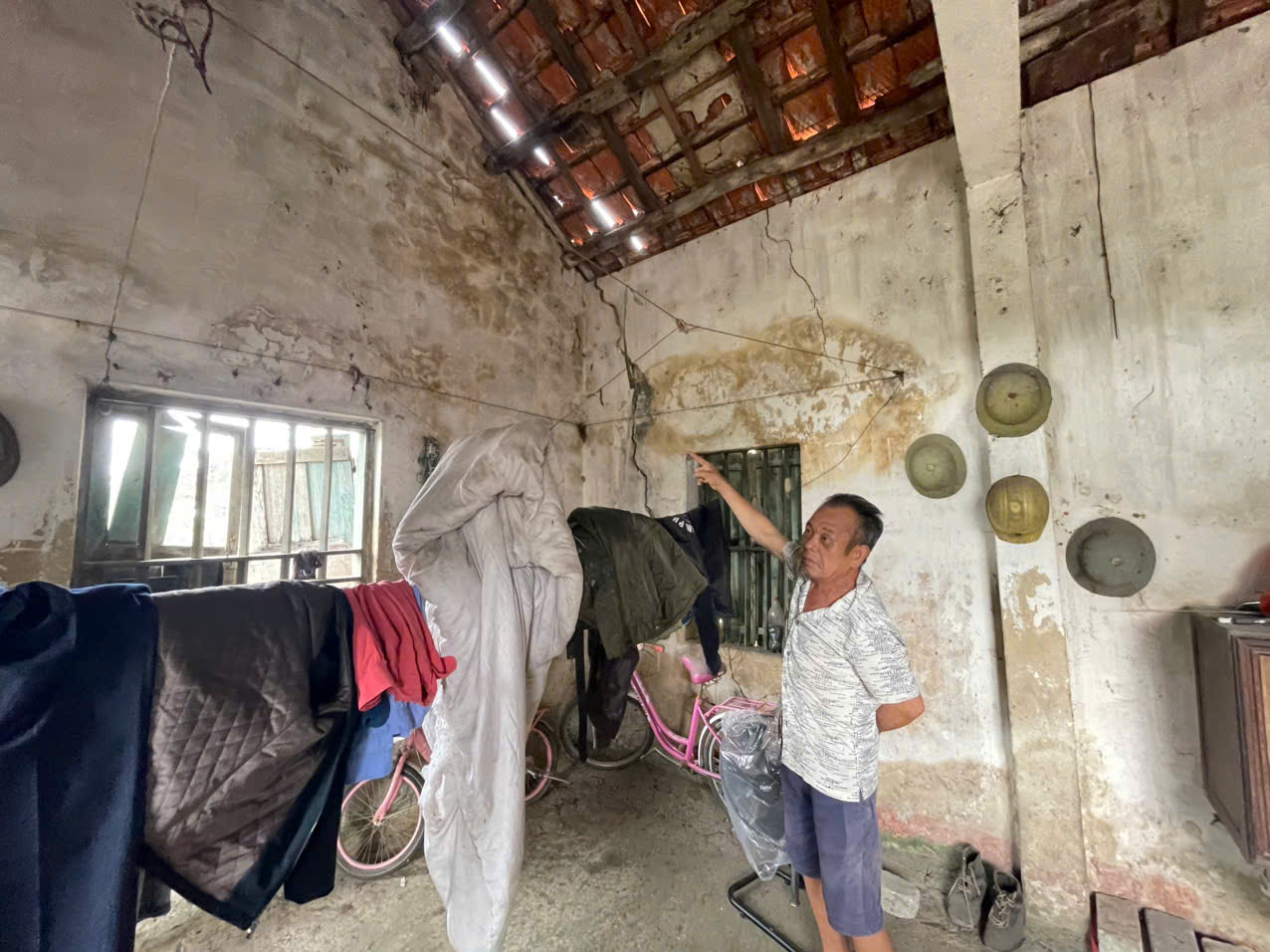 Quảng Ninh: D&acirc;n sống khổ trong dự &aacute;n khu c&ocirc;ng nghiệp, đường 10 l&agrave;n xe- Ảnh 8.