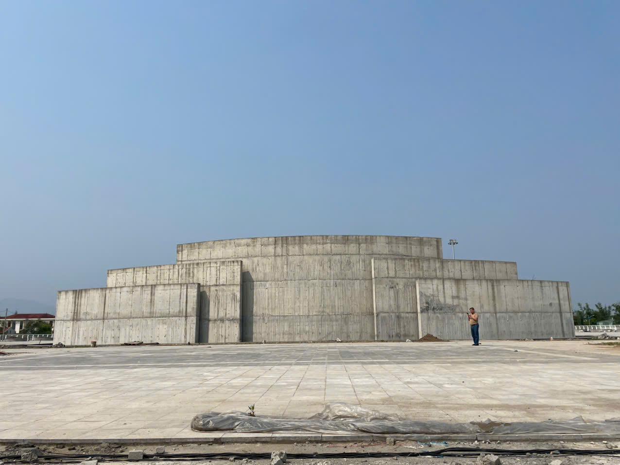 Dự án quảng trường gần 160 tỷ đồng ở Quảng Ninh tăng tốc về đích sau 2 lần gia hạn- Ảnh 4. Dự án quảng trường gần 160 tỷ đồng ở Quảng Ninh tăng tốc về đích sau 2 lần gia hạn- Ảnh 4.