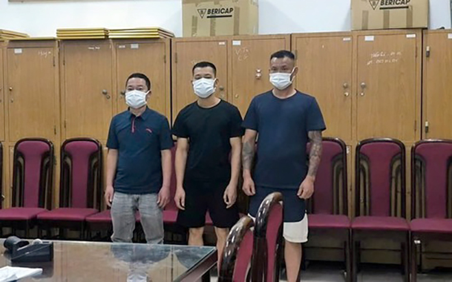 H&agrave; Nội: Điều tra nh&oacute;m "Lợn rừng" bảo k&ecirc; x&acirc;y dựng ở T&acirc;y Hồ- Ảnh 1.