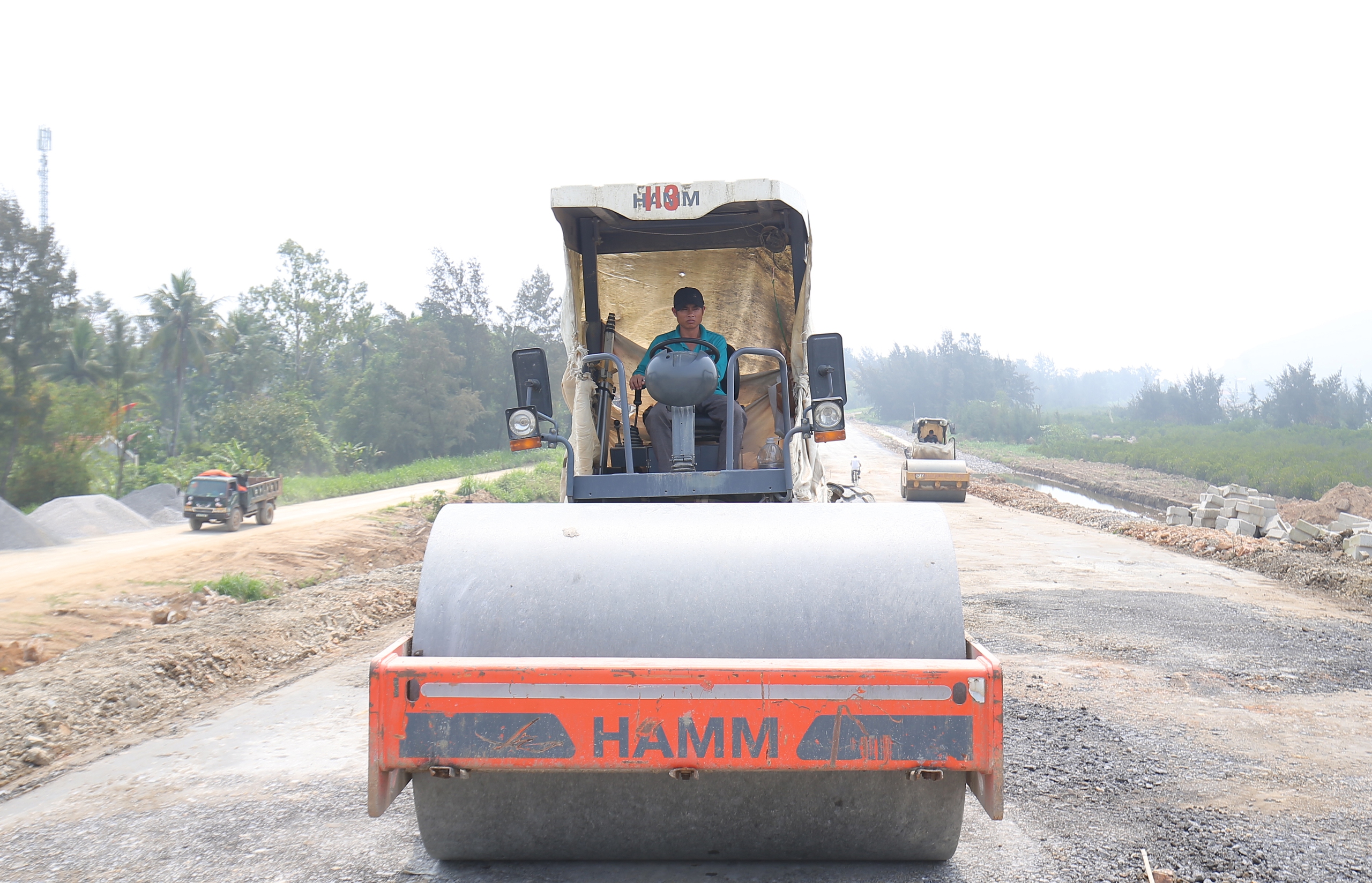 Hình hài tuyến đường ven biển có tổng mức đầu tư hơn 4.000 tỷ qua Nghệ An- Ảnh 9. Hình hài tuyến đường ven biển có tổng mức đầu tư hơn 4.000 tỷ qua Nghệ An- Ảnh 9.