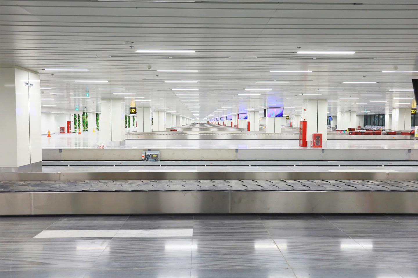 Cận cảnh nhà ga T3 Tân Sơn Nhất sẵn sàng đón khách từ 17/4- Ảnh 8. Cận cảnh nhà ga T3 Tân Sơn Nhất sẵn sàng đón khách từ 17/4- Ảnh 8.