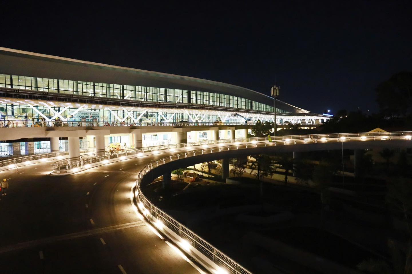 Cận cảnh nhà ga T3 Tân Sơn Nhất sẵn sàng đón khách từ 17/4- Ảnh 4. Cận cảnh nhà ga T3 Tân Sơn Nhất sẵn sàng đón khách từ 17/4- Ảnh 4.