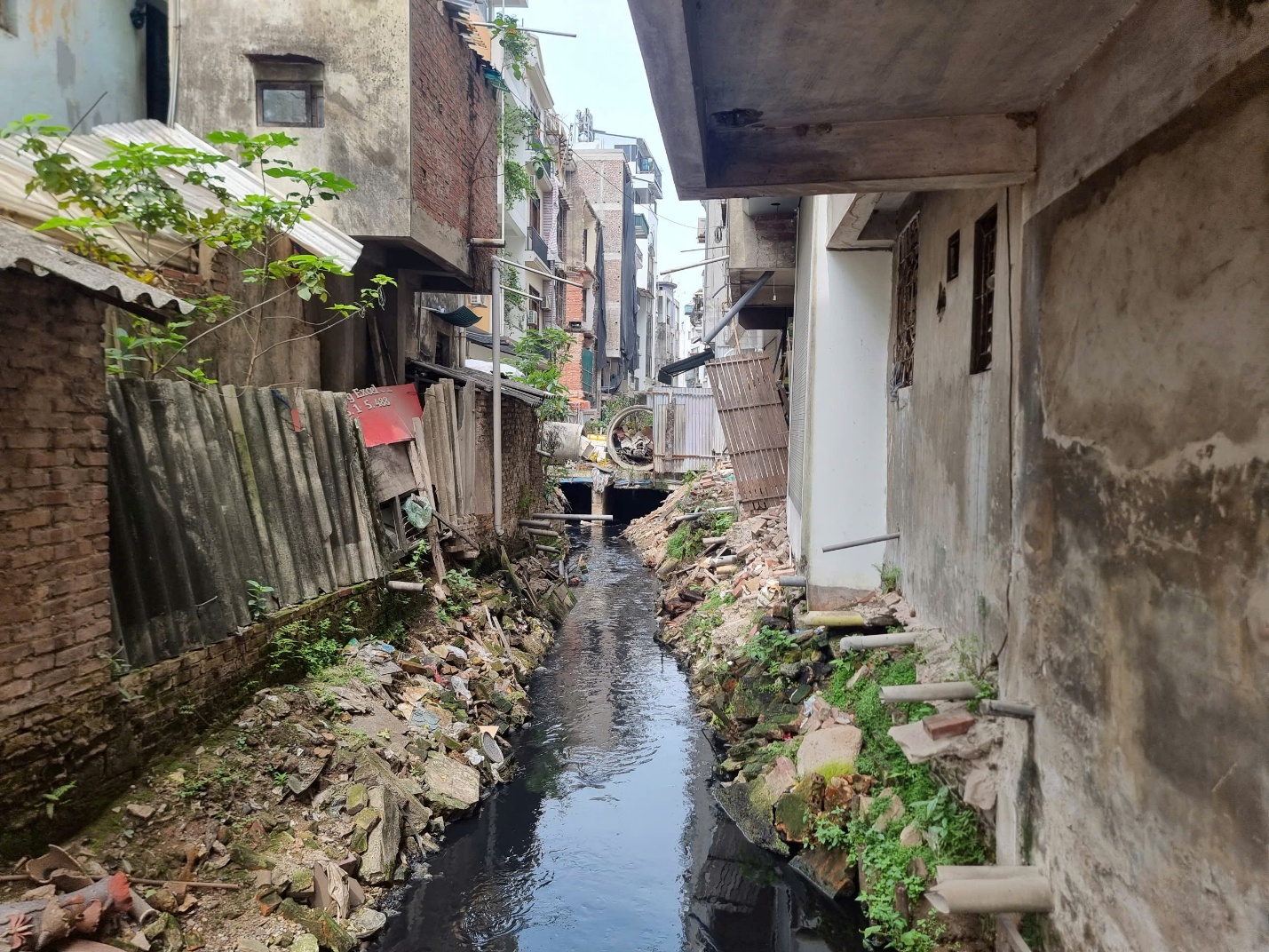 H&agrave; Nội: Nỗ lực đưa dự &aacute;n cải tạo mương Thụy Khu&ecirc; về đ&iacute;ch sau hơn 10 năm tr&igrave; trệ- Ảnh 2.