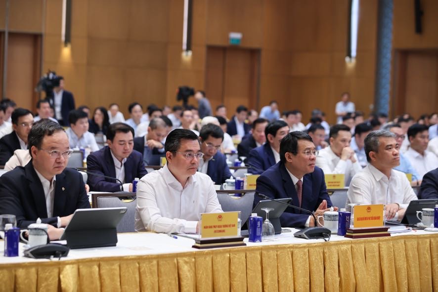 Thủ tướng: C&aacute;c doanh nghiệp nh&agrave; nước c&ugrave;ng nỗ lực để "g&oacute;p gi&oacute; th&agrave;nh b&atilde;o", tạo đột ph&aacute;- Ảnh 2.