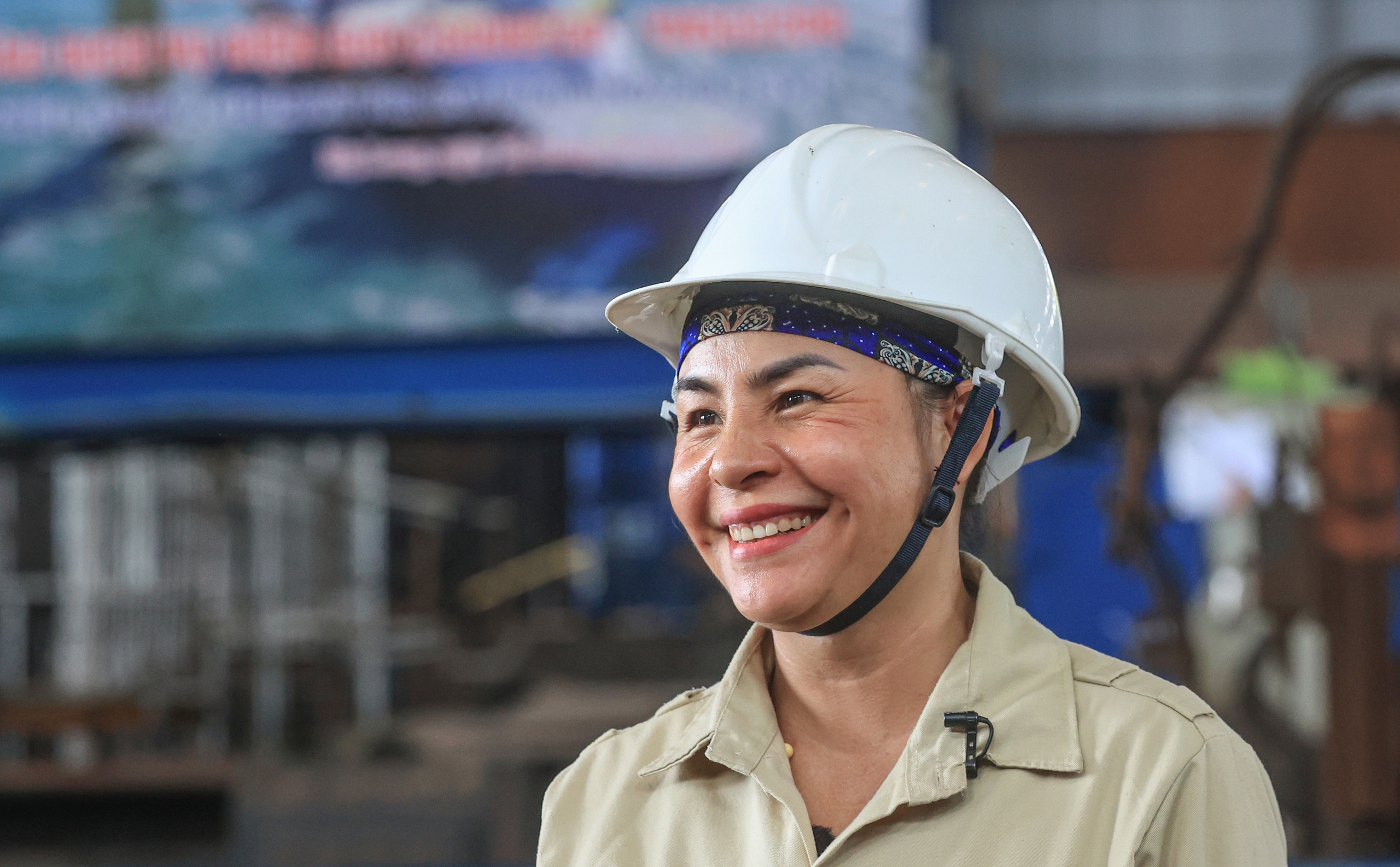 Tỉ mỉ đóng những con tàu "Made in Vietnam"- Ảnh 19. Tỉ mỉ đóng những con tàu "Made in Vietnam"- Ảnh 19.