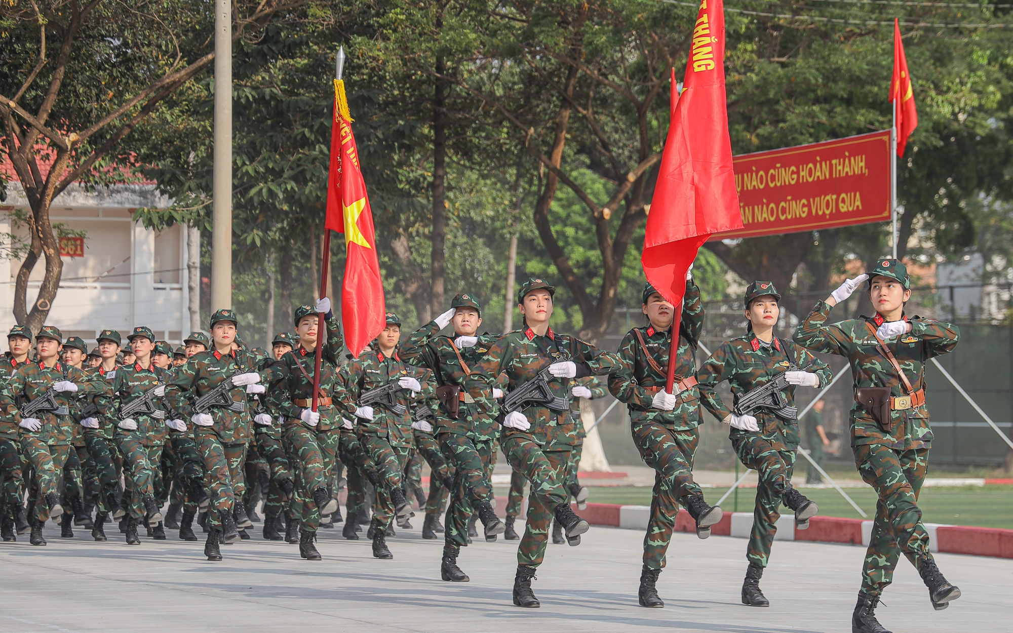 Lưu &yacute; quan trọng khi xem diễu binh, diễu h&agrave;nh dịp 30/4