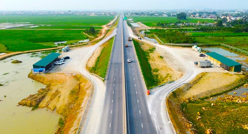 Đề nghị 4 địa phương b&agrave;n giao mặt bằng trạm dừng nghỉ cao tốc- Ảnh 1.