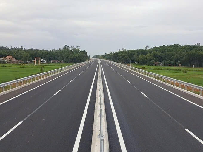 Nghiên cứu thêm phương án huy động vốn đầu tư cao tốc Vinh - Thanh Thủy- Ảnh 1.