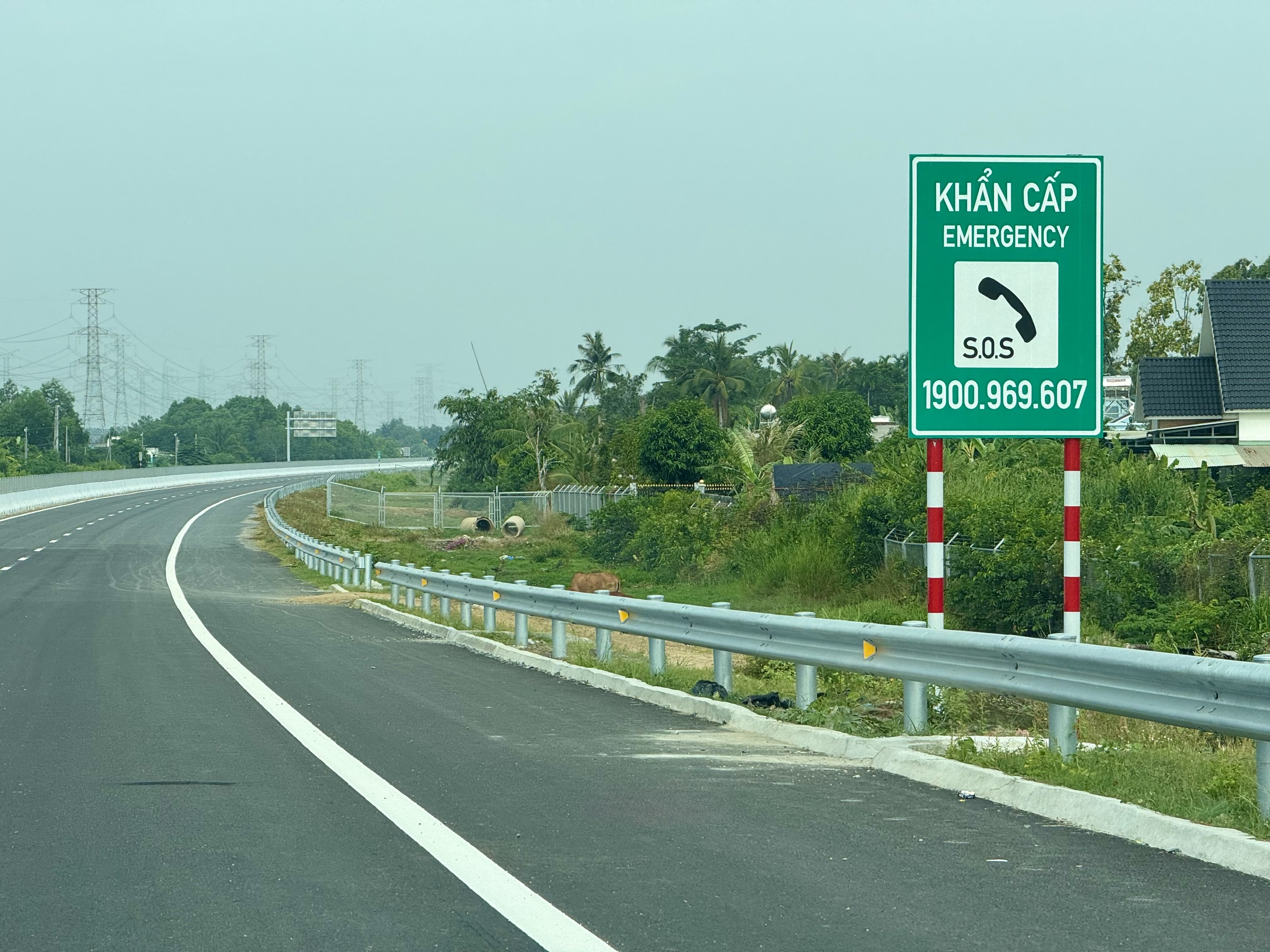 Diện mạo nh&aacute;nh ph&iacute;a Đ&ocirc;ng cao tốc Bến Lức - Long Th&agrave;nh sắp th&ocirc;ng xe kỹ thuật- Ảnh 9.