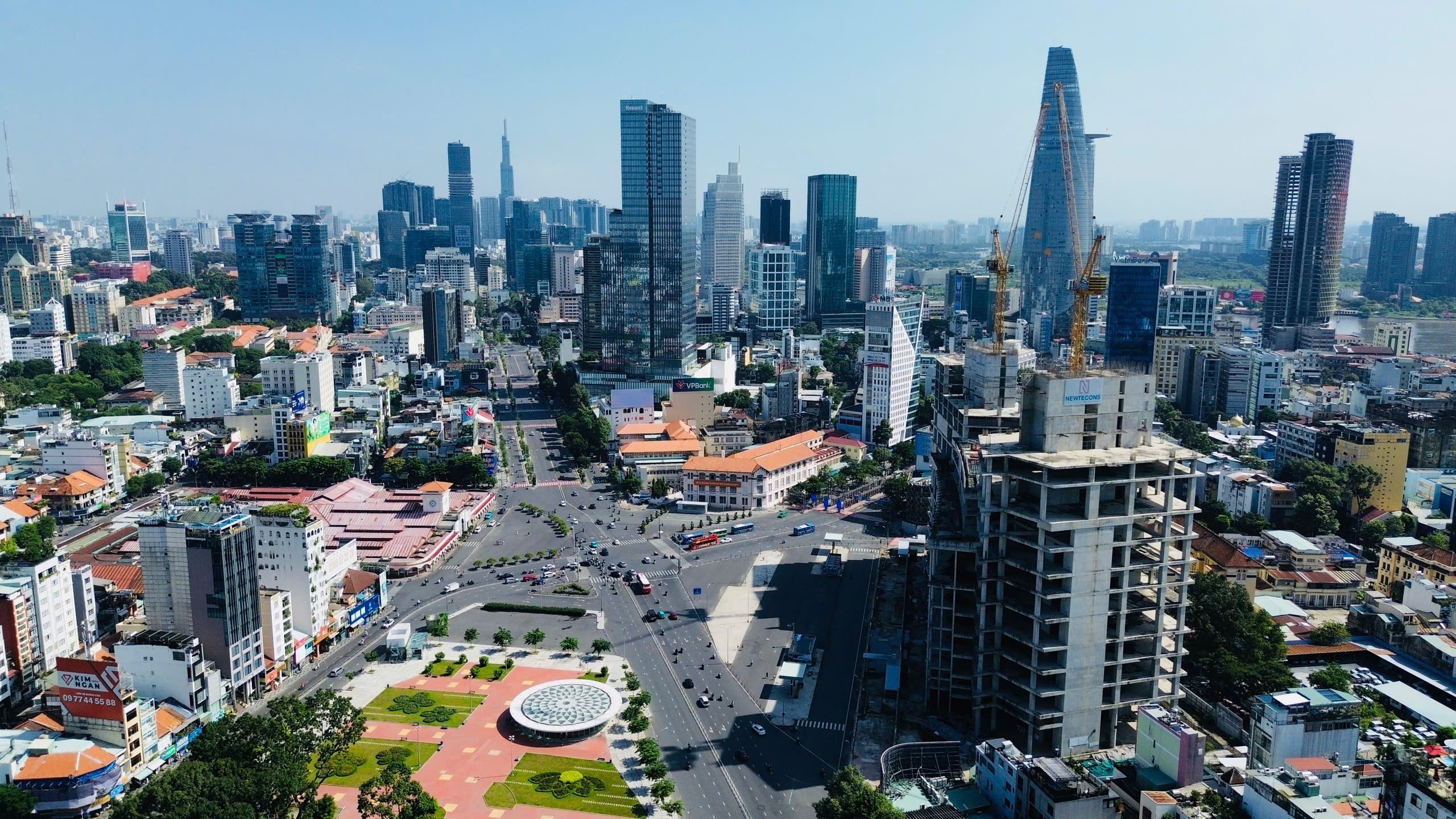 Lưu ý quan trọng khi xem diễu binh, diễu hành dịp 30/4- Ảnh 3. Lưu ý quan trọng khi xem diễu binh, diễu hành dịp 30/4- Ảnh 3.