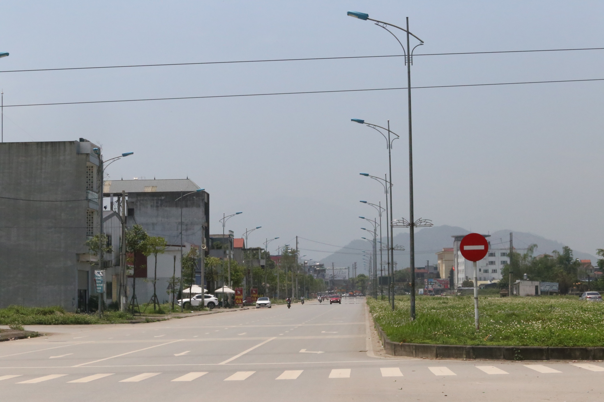 H&igrave;nh ảnh tuyến đường khiến nhiều l&atilde;nh đạo ở Th&aacute;i Nguy&ecirc;n "ng&atilde; ngựa"- Ảnh 7.