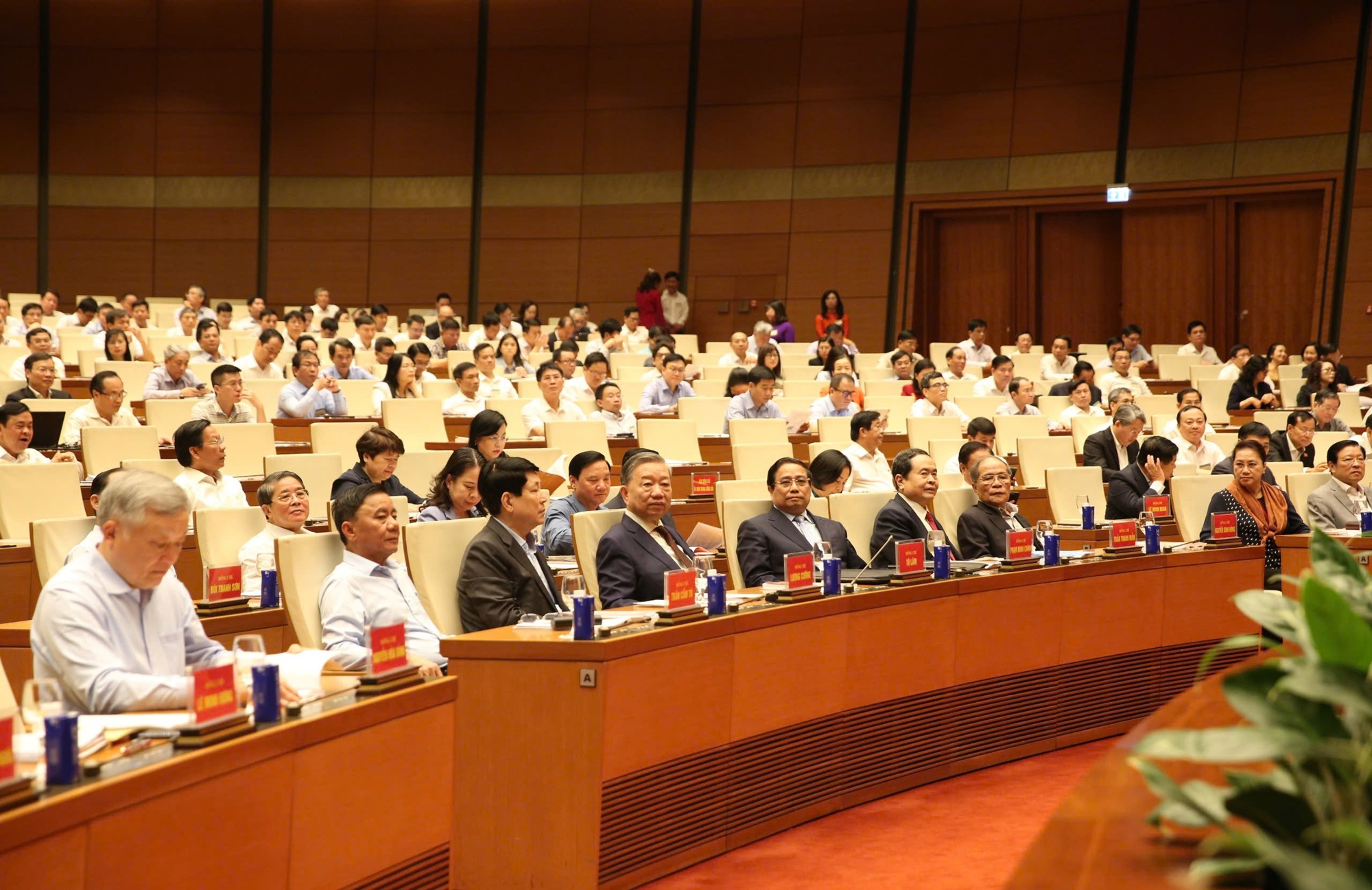 Hơn 1,5 triệu đảng vi&ecirc;n tham dự Hội nghị qu&aacute;n triệt Nghị quyết Trung ương 11- Ảnh 1.