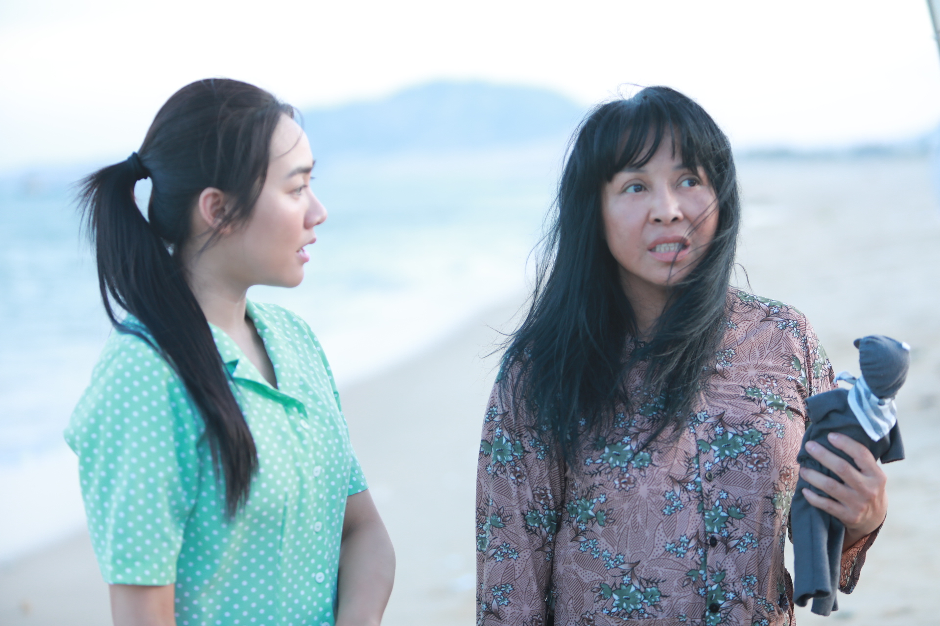 Diễn viên Trúc Mây của "Mẹ biển": Tôi không sợ cực, chỉ sợ mình chưa đủ tốt với vai diễn- Ảnh 3. Diễn viên Trúc Mây của "Mẹ biển": Tôi không sợ cực, chỉ sợ mình chưa đủ tốt với vai diễn- Ảnh 3.