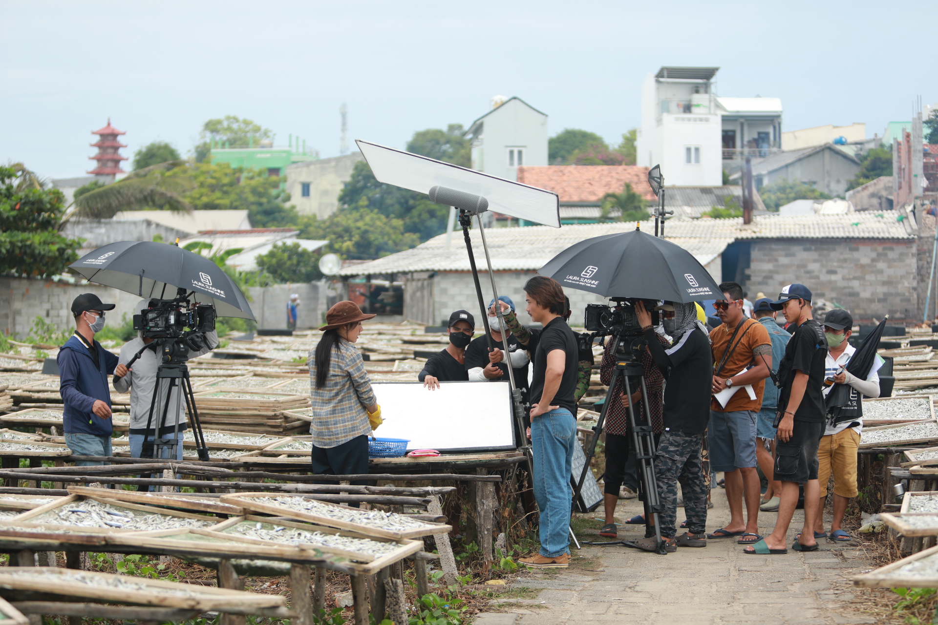 Diễn viên Trúc Mây của "Mẹ biển": Tôi không sợ cực, chỉ sợ mình chưa đủ tốt với vai diễn- Ảnh 4. Diễn viên Trúc Mây của "Mẹ biển": Tôi không sợ cực, chỉ sợ mình chưa đủ tốt với vai diễn- Ảnh 4.