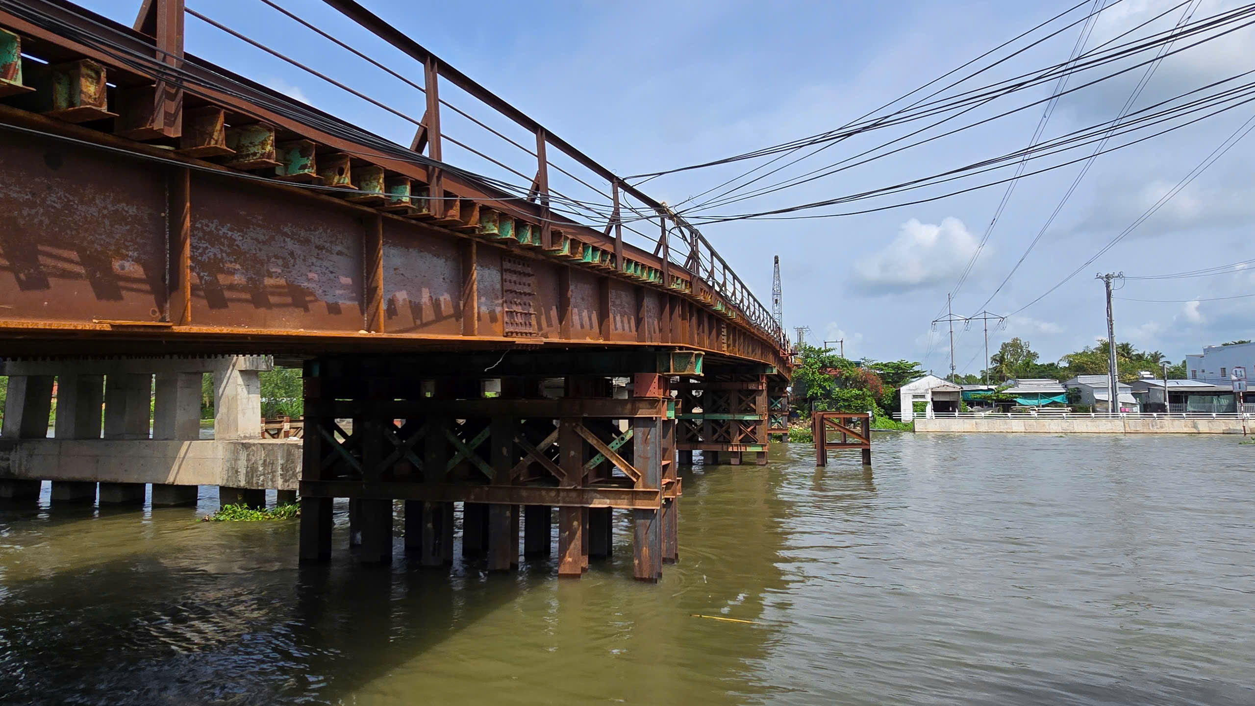 Vướng mặt bằng, vẫn quyết t&acirc;m th&ocirc;ng xe cầu tạm &Ocirc; M&ocirc;n dịp 1/5- Ảnh 7.