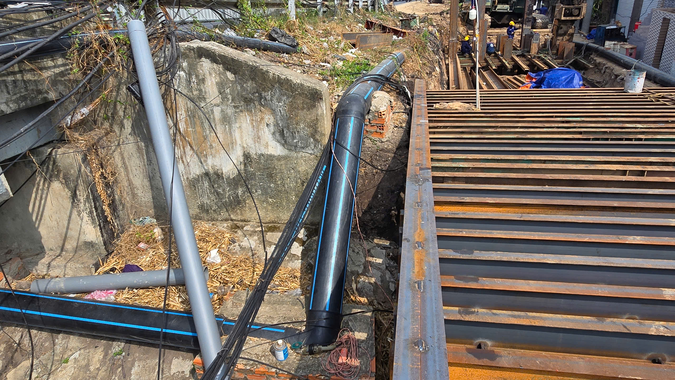 Vướng mặt bằng, vẫn quyết t&acirc;m th&ocirc;ng xe cầu tạm &Ocirc; M&ocirc;n dịp 1/5- Ảnh 8.