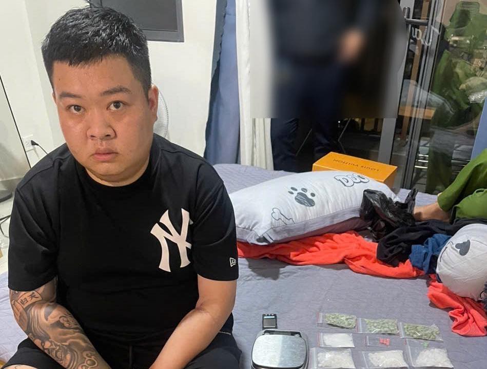 Ph&aacute; đường d&acirc;y bu&ocirc;n ma t&uacute;y xuy&ecirc;n bi&ecirc;n giới T&acirc;y Nam, thu 1kg ma t&uacute;y- Ảnh 1.