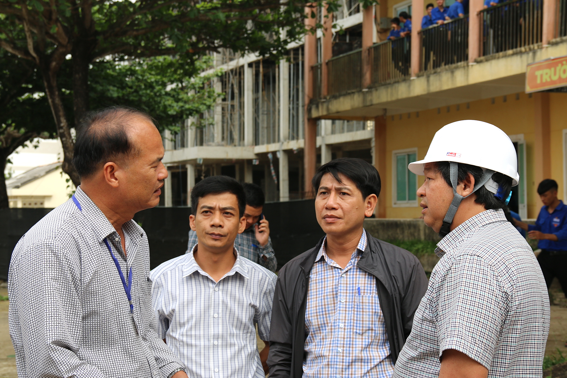 Chủ động gỡ vướng mặt bằng để thi c&ocirc;ng trường học lớn nhất L&yacute; Sơn- Ảnh 2.