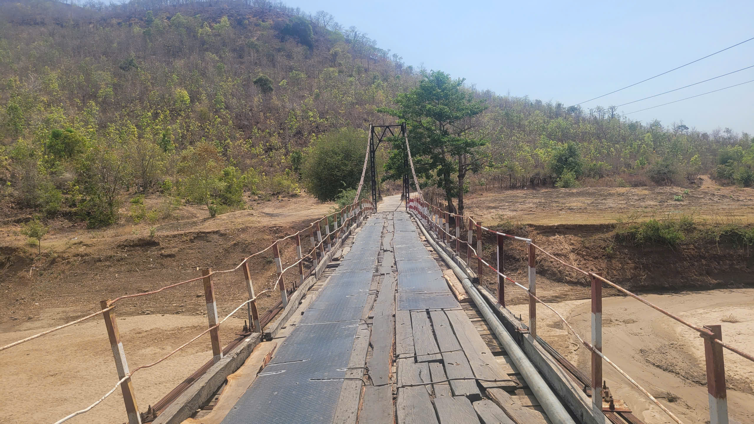 Người d&acirc;n bất an trước loạt cầu treo g&atilde;y nứt, xuống cấp nghi&ecirc;m trọng ở Gia Lai- Ảnh 5.