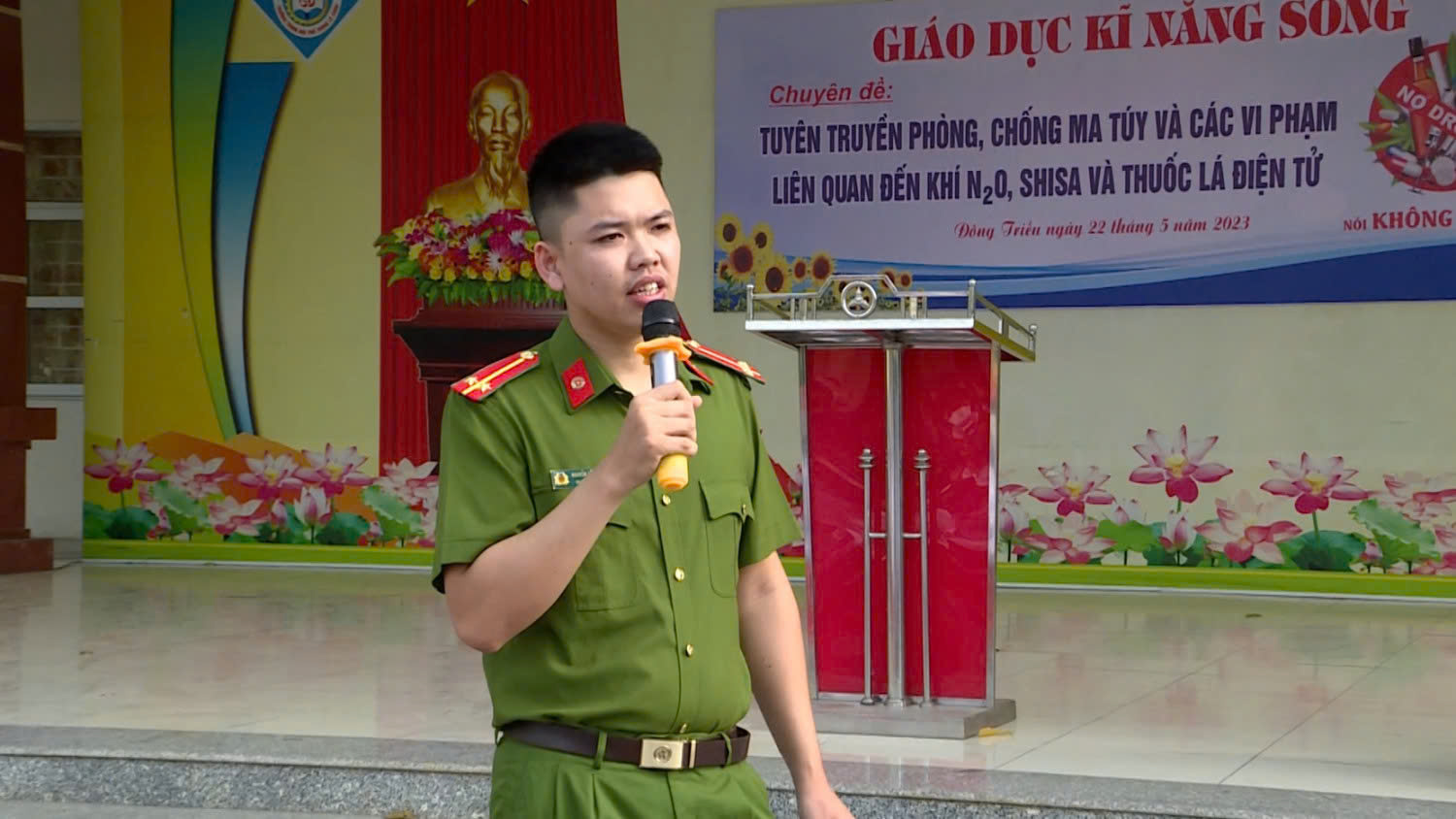 Thượng úy công an Quảng Ninh hy sinh khi truy bắt đối tượng vận chuyển ma túy- Ảnh 1. Thượng úy công an Quảng Ninh hy sinh khi truy bắt đối tượng vận chuyển ma túy- Ảnh 1.