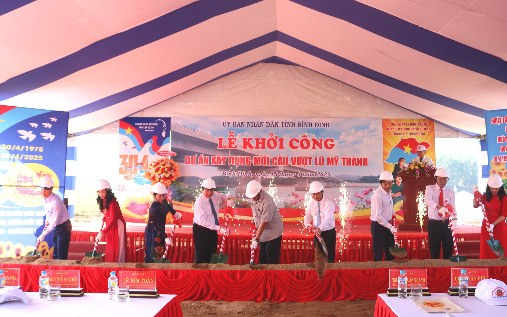 B&igrave;nh Định khởi c&ocirc;ng cầu vượt lũ 150 tỷ, vơi nỗi lo m&ugrave;a thi&ecirc;n tai