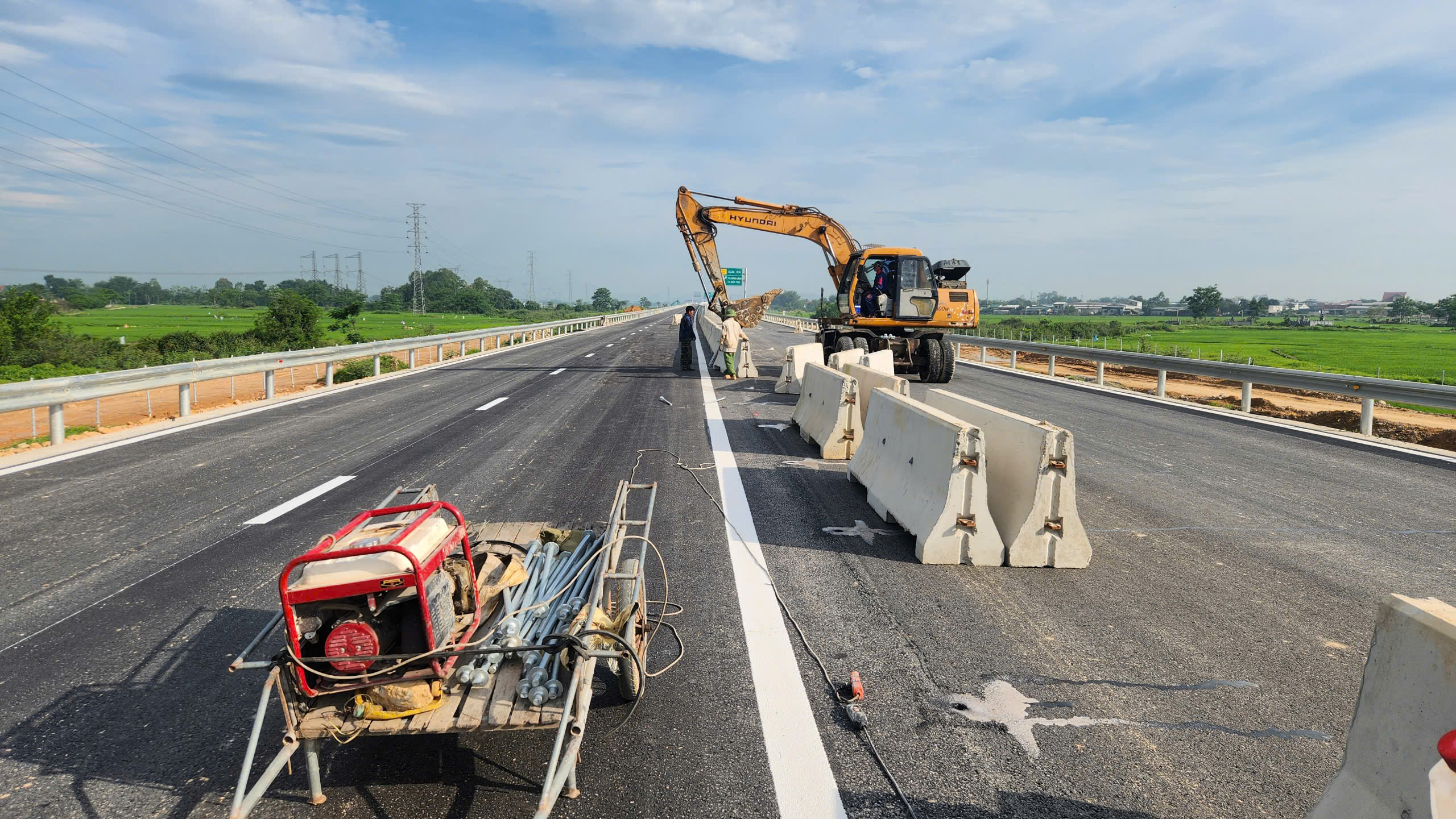 Ngắm cao tốc qua H&agrave; Tĩnh tuyệt đẹp trước ng&agrave;y th&ocirc;ng xe- Ảnh 7.