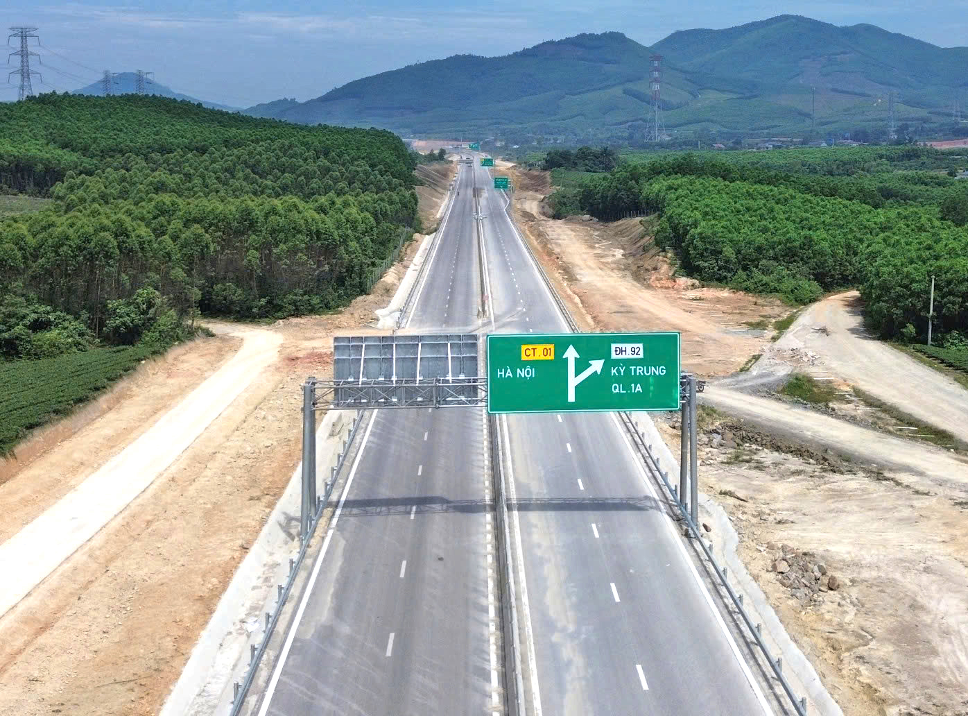 Chuyện chưa kể nối thông cao tốc dịp 30/4- Ảnh 3. Chuyện chưa kể nối thông cao tốc dịp 30/4- Ảnh 3.