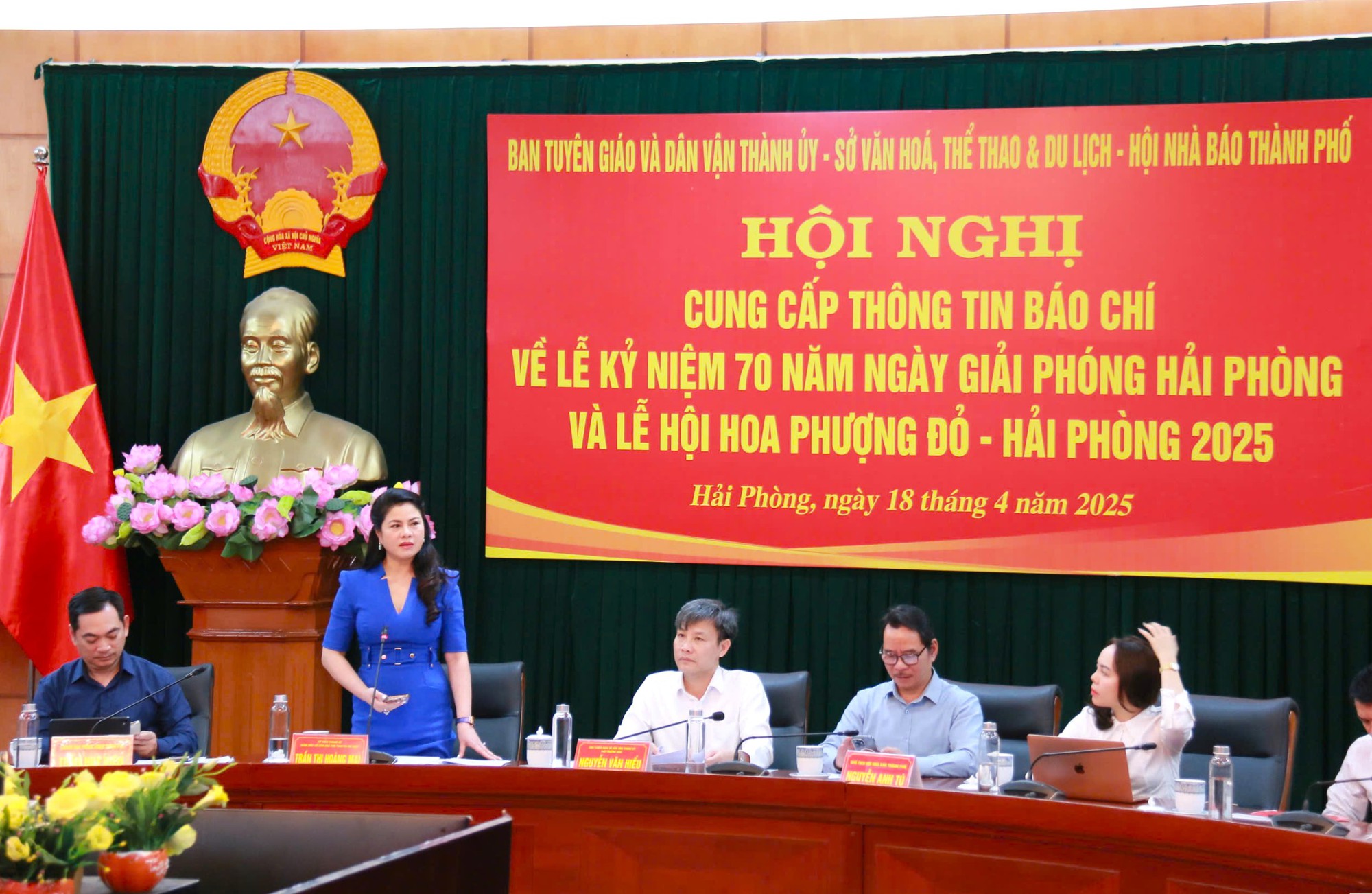 Hải Ph&ograve;ng nhận danh hiệu &ldquo;Th&agrave;nh phố Anh h&ugrave;ng&rdquo; dịp Lễ hội Hoa Phượng Đỏ 2025- Ảnh 1.