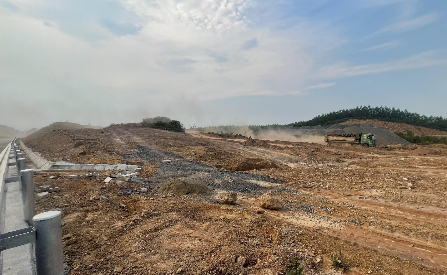 D:\1-X&acirc;y dựng\th&aacute;ng 4-2025\trạm dừng nghỉ cao tốc\unnamed (4).jpg