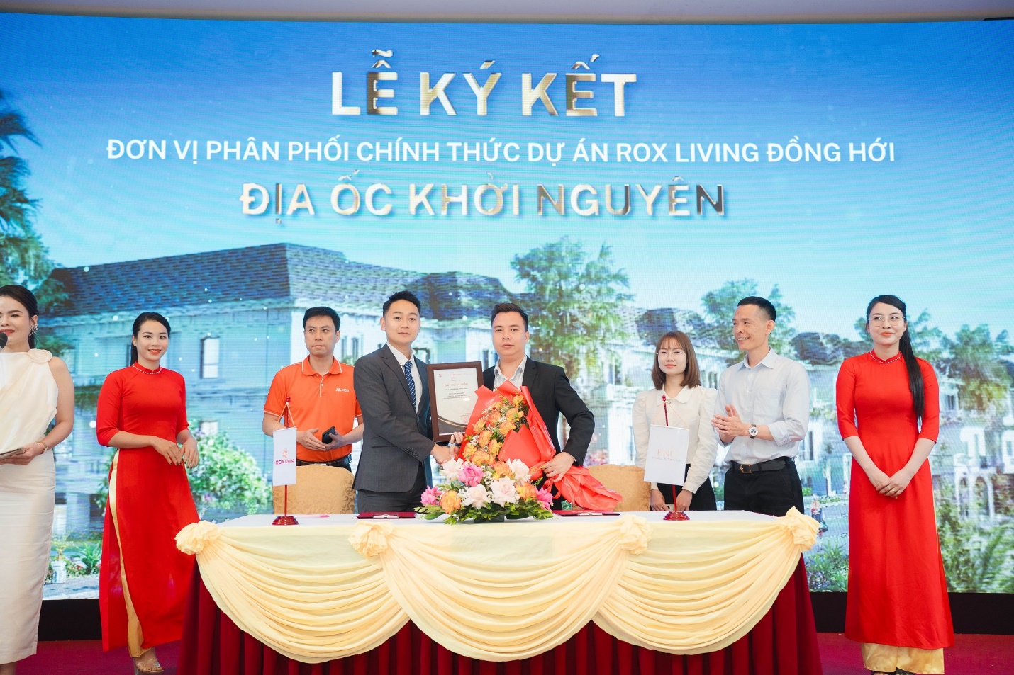 ROX Living công bố 5 đối tác phân phối quỹ sản phẩm đặc biệt tại Quảng Bình- Ảnh 2. ROX Living công bố 5 đối tác phân phối quỹ sản phẩm đặc biệt tại Quảng Bình- Ảnh 2.