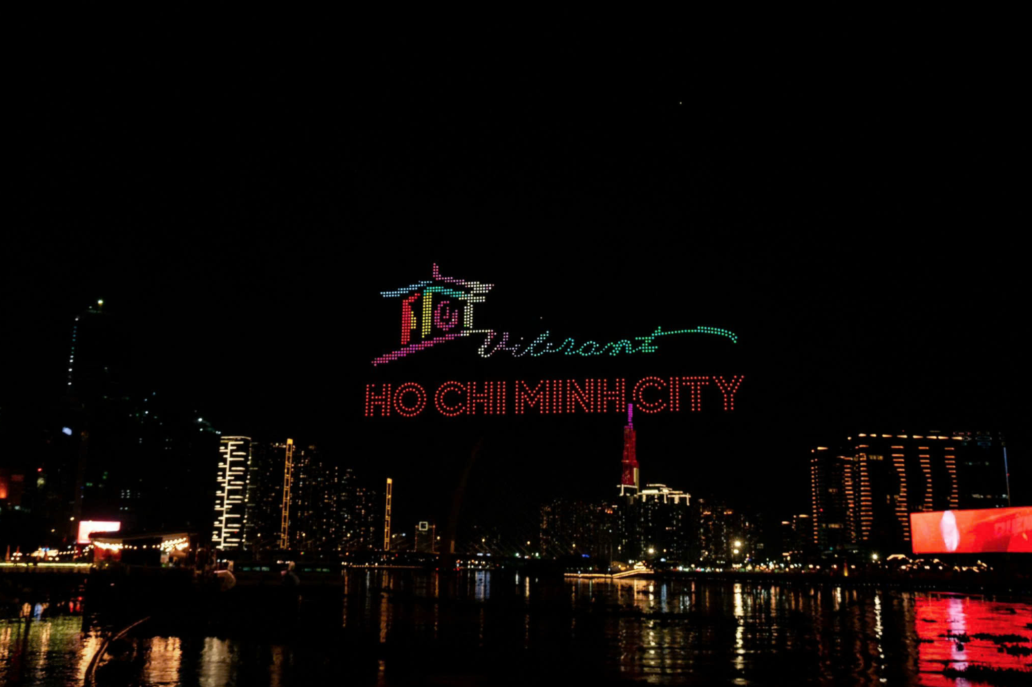 Đặc sắc chuỗi hoạt động kỷ niệm 50 năm Ng&agrave;y giải ph&oacute;ng miền Nam, thống nhất đất nước- Ảnh 3.