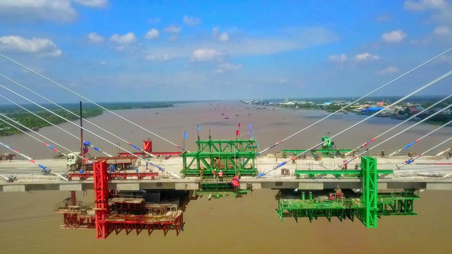 Ng&agrave;y mai 19/4: Hợp long cầu d&acirc;y văng Rạch Miễu 2- Ảnh 4.