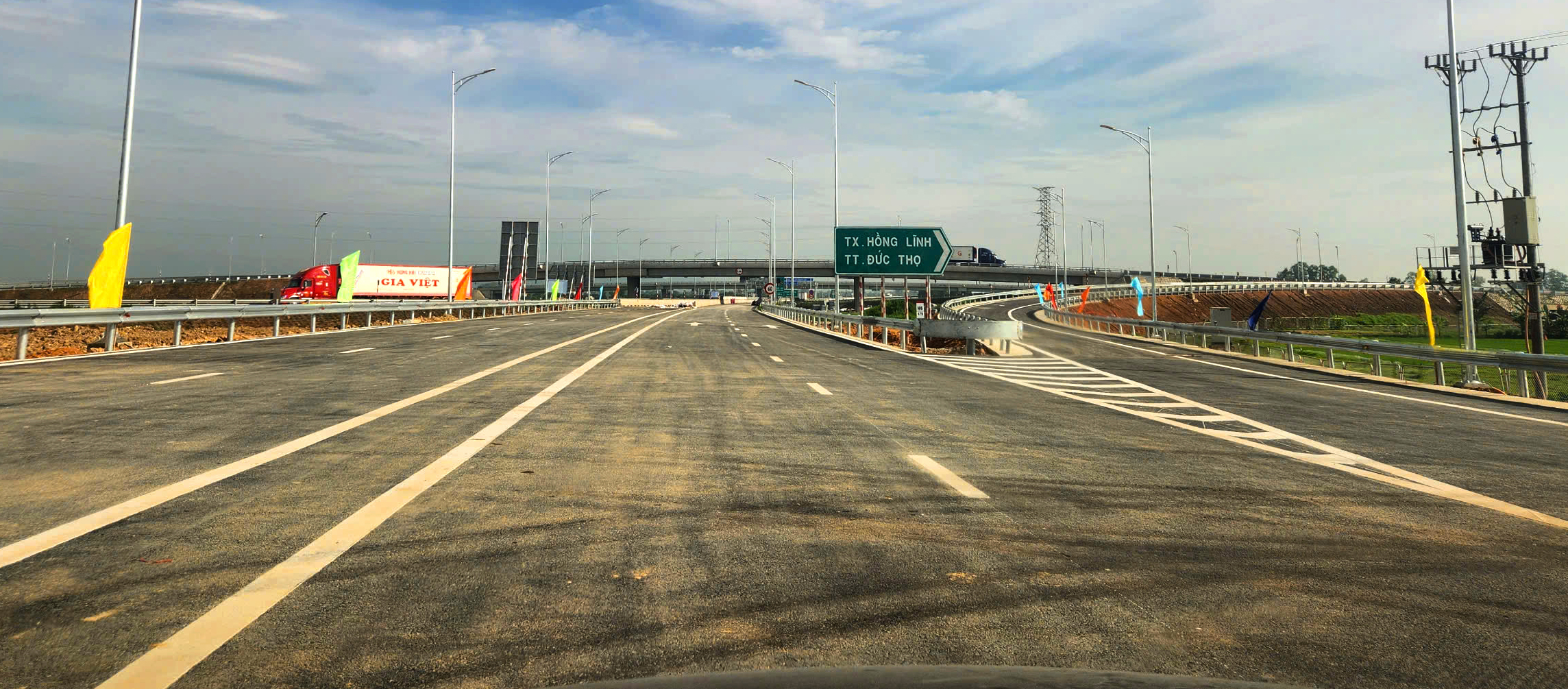 Chuyện chưa kể nối thông cao tốc dịp 30/4- Ảnh 18. Chuyện chưa kể nối thông cao tốc dịp 30/4- Ảnh 18.