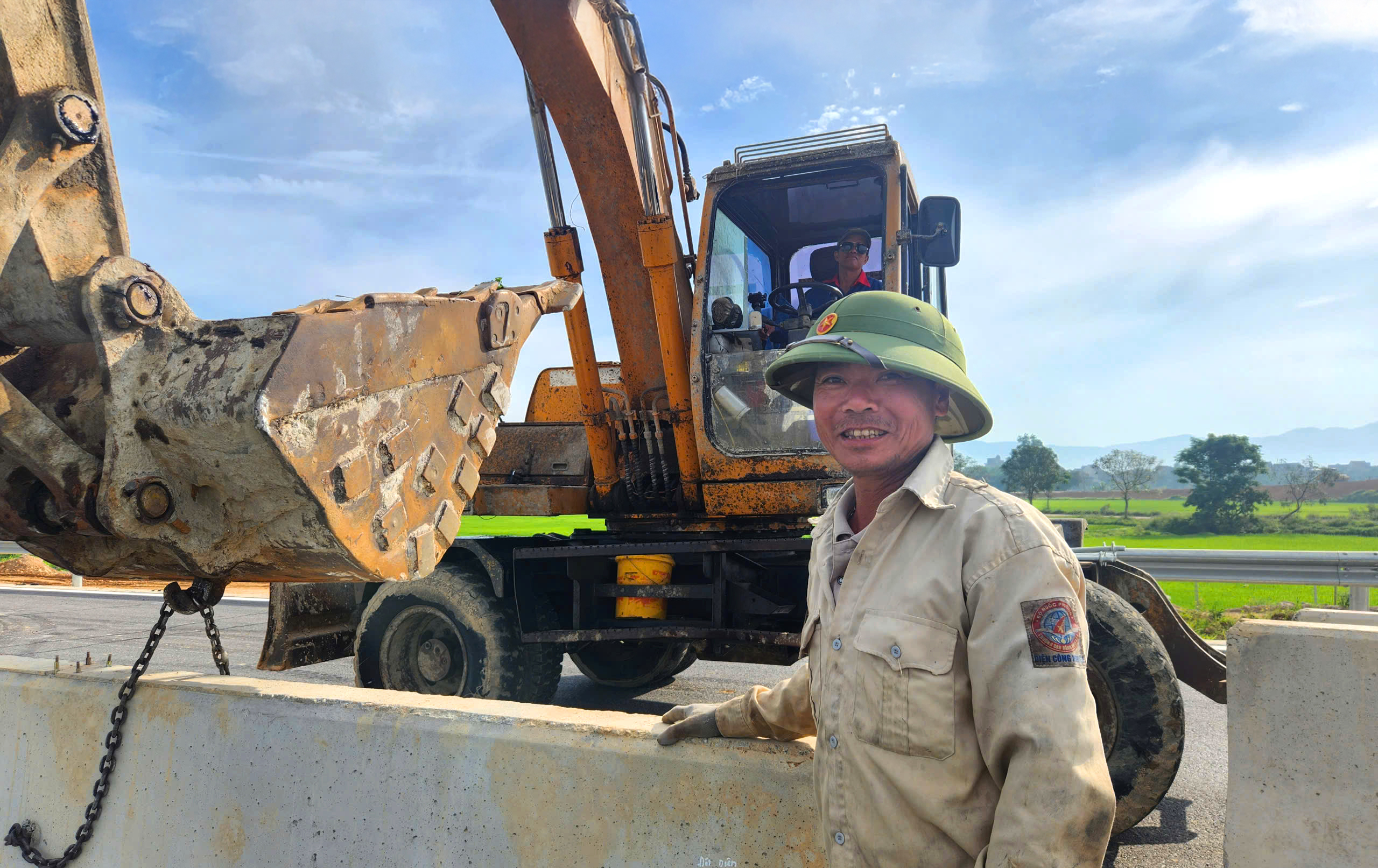 Chuyện chưa kể nối thông cao tốc dịp 30/4- Ảnh 11. Chuyện chưa kể nối thông cao tốc dịp 30/4- Ảnh 11.