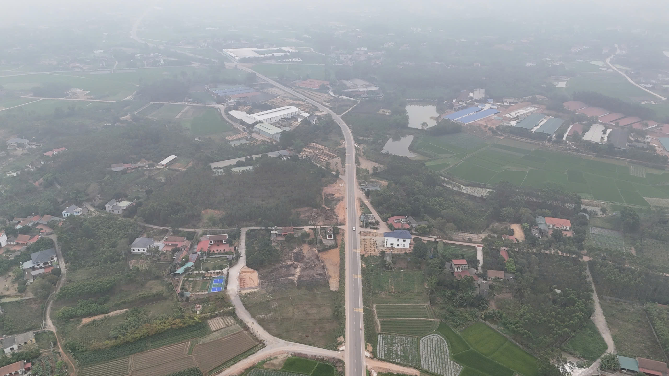 Sắp kh&aacute;nh th&agrave;nh tuyến đường hơn 1.400 tỷ xuy&ecirc;n rừng từ Bắc Giang đến Th&aacute;i Nguy&ecirc;n- Ảnh 5.