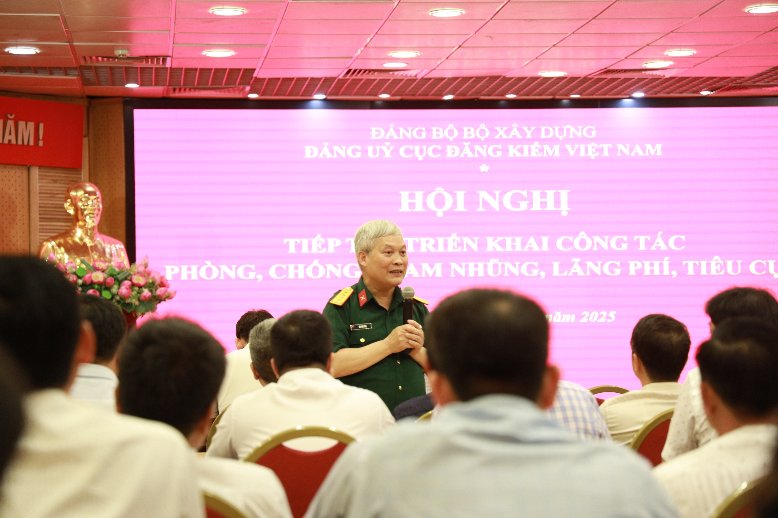 Đăng kiểm tiếp tục bàn giải pháp chống tham nhũng, tiêu cực- Ảnh 2. Đăng kiểm tiếp tục bàn giải pháp chống tham nhũng, tiêu cực- Ảnh 2.