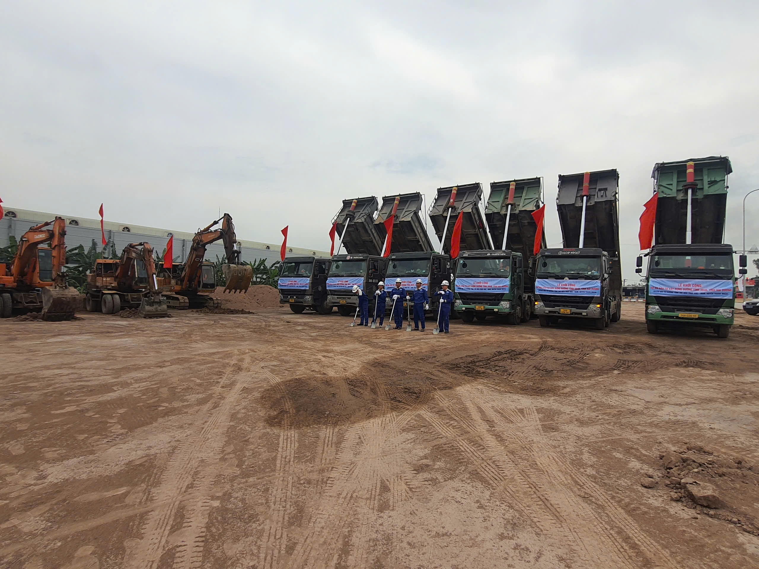 Hải Dương khởi công đường tỉnh 394B và thông xe kỹ thuật tuyến đường trục Đông - Tây- Ảnh 2. Hải Dương khởi công đường tỉnh 394B và thông xe kỹ thuật tuyến đường trục Đông - Tây- Ảnh 2.