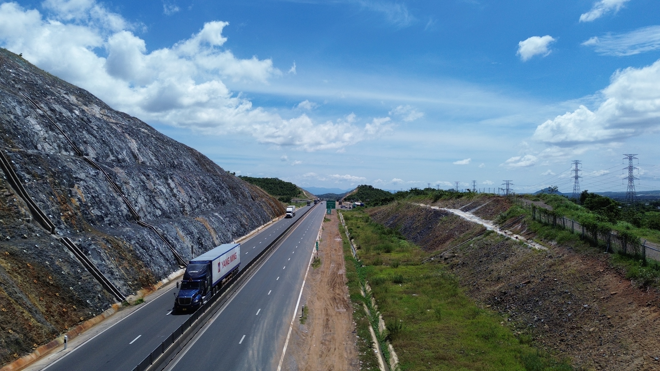 B&igrave;nh Thuận: Khởi c&ocirc;ng tuyến đường 264 tỷ đồng nối QL1 v&agrave;o cao tốc Vĩnh Hảo - Phan Thiết- Ảnh 2.