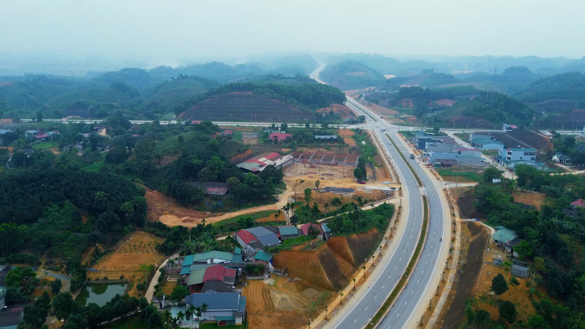 Người d&acirc;n Y&ecirc;n B&aacute;i h&acirc;n hoan chứng kiến lễ kh&aacute;nh th&agrave;nh tuyến đường hơn 400 tỷ đồng- Ảnh 7.