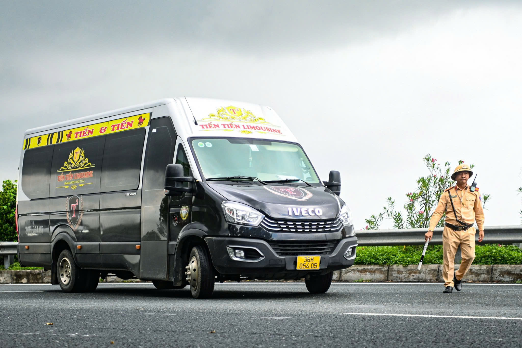 CSGT tập trung xử lý những vi phạm gì trong đợt cao điểm dịp lễ 30/4?- Ảnh 1. CSGT tập trung xử lý những vi phạm gì trong đợt cao điểm dịp lễ 30/4?- Ảnh 1.