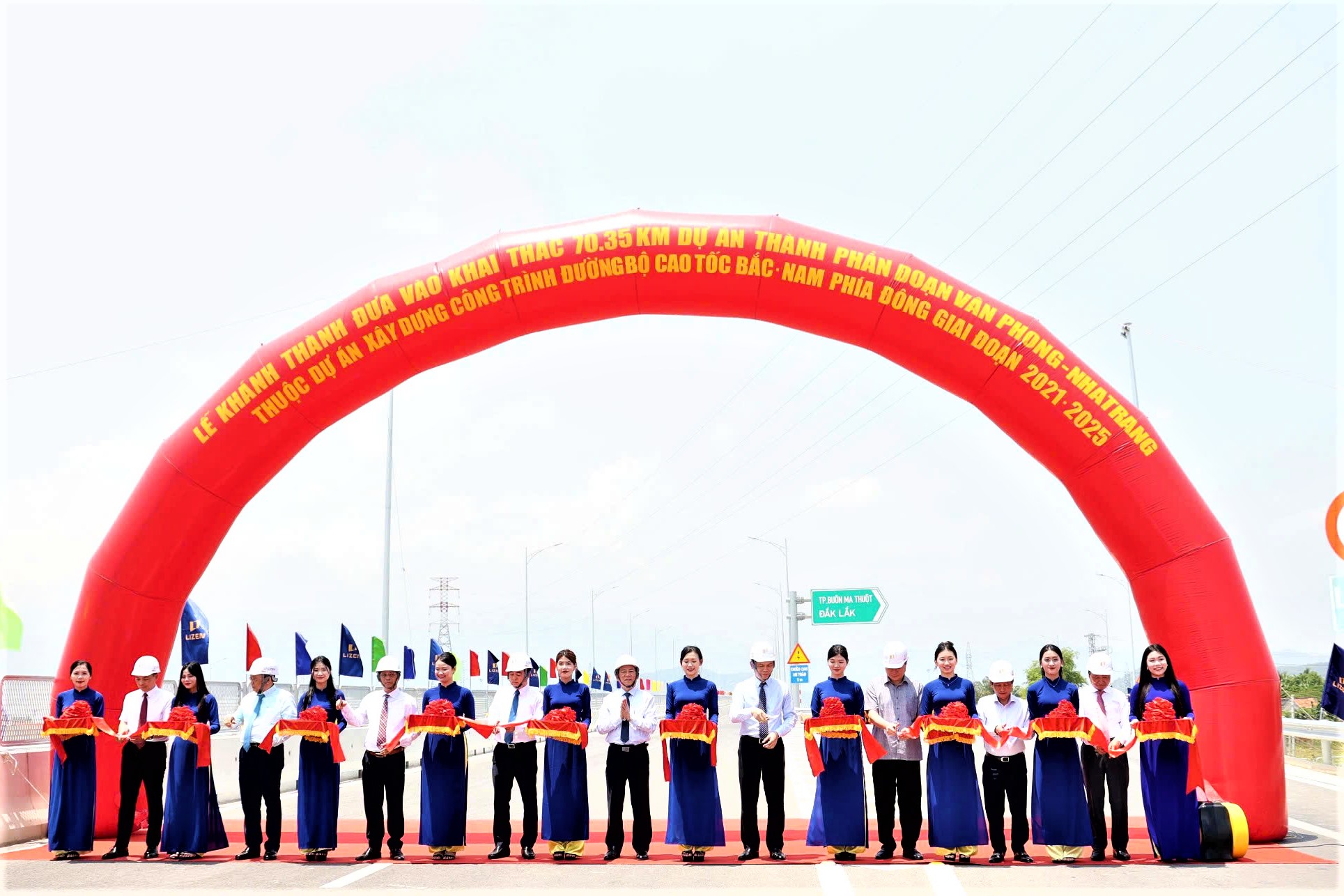 Nh&agrave; thầu n&agrave;o thi c&ocirc;ng cao tốc V&acirc;n Phong - Nha Trang vượt tiến độ 8 th&aacute;ng?- Ảnh 3.