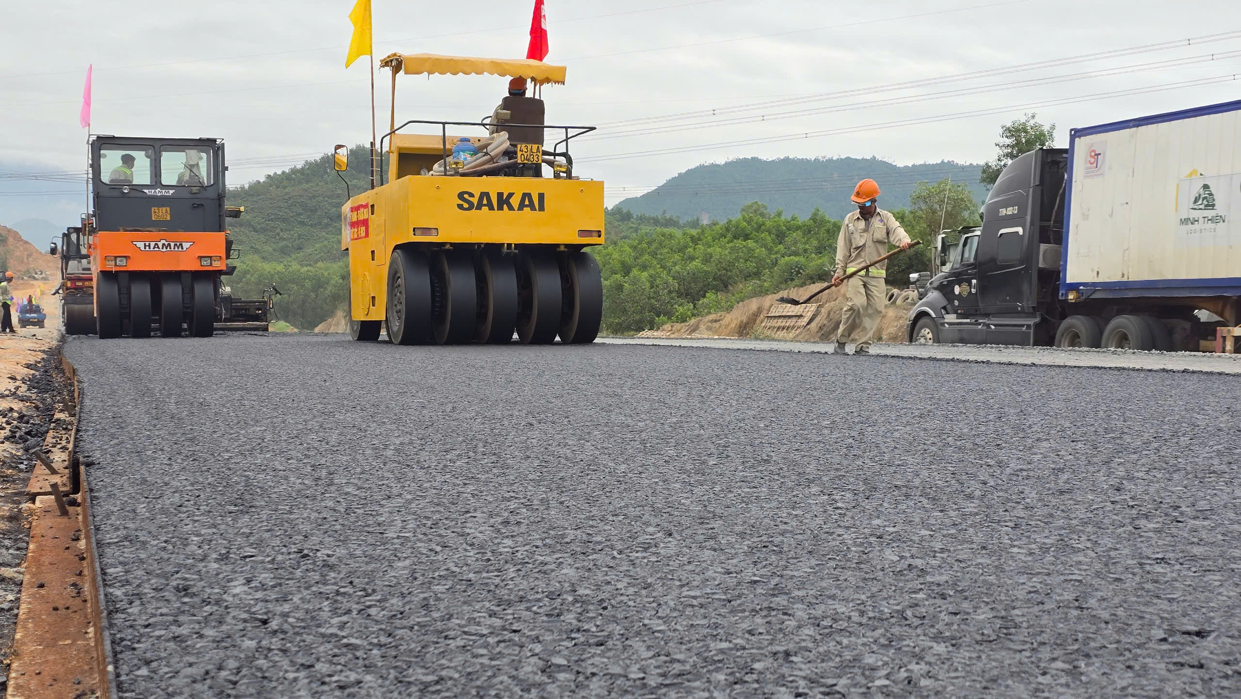 Thi c&ocirc;ng xuy&ecirc;n lễ, 90 ng&agrave;y đưa cao tốc H&ograve;a Li&ecirc;n - T&uacute;y Loan về đ&iacute;ch- Ảnh 3.