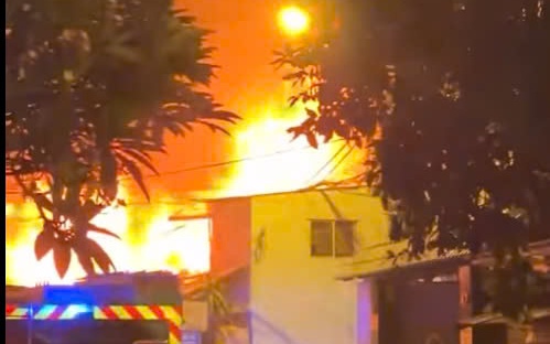 Ch&aacute;y nh&agrave; l&uacute;c rạng s&aacute;ng ở quận 8, TP.HCM khiến 3 người tử vong thương t&acirc;m